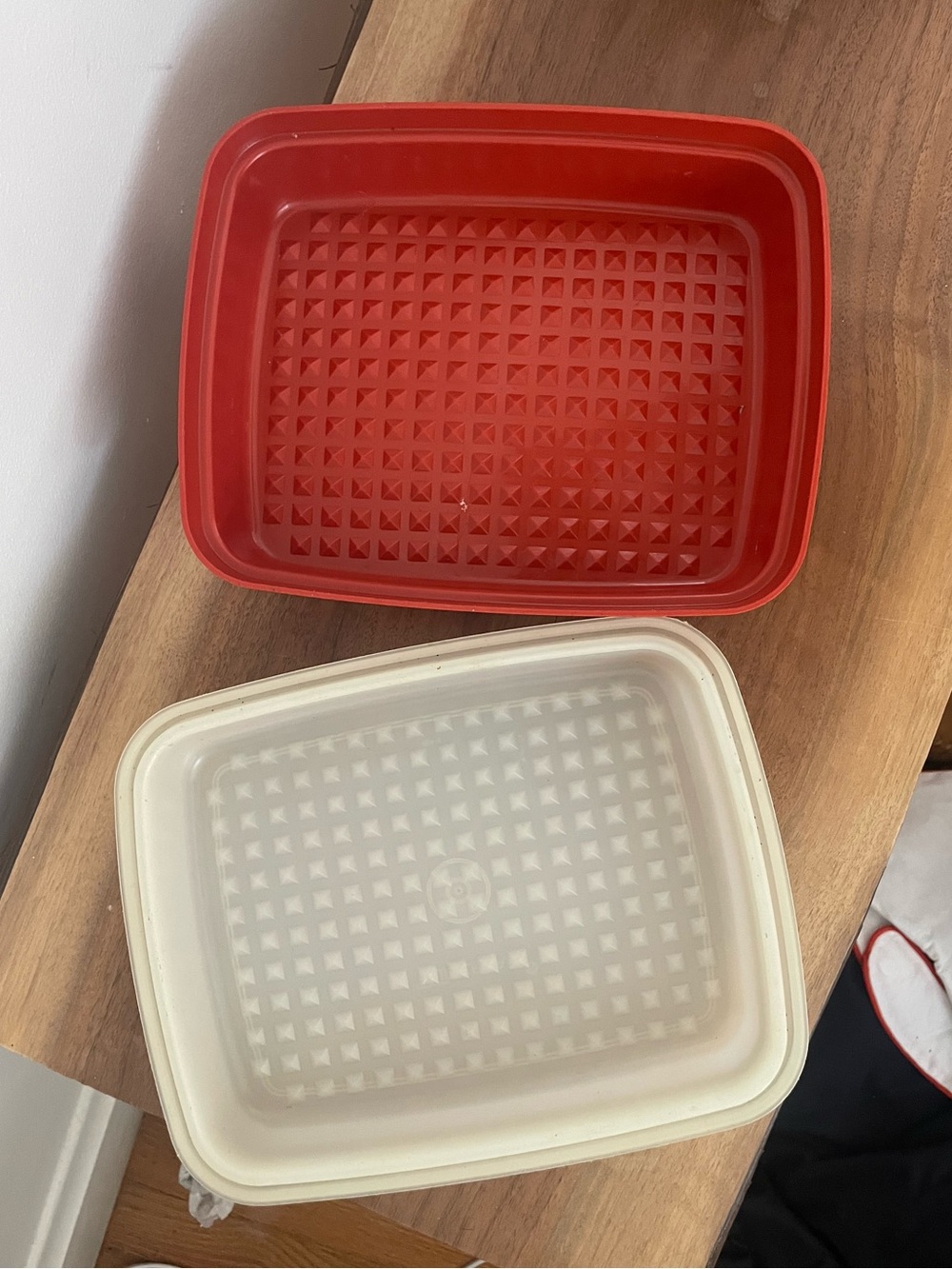 Vintage Tupperware Large Season Serve Marinade Container 1294-7 Paprika with Lid